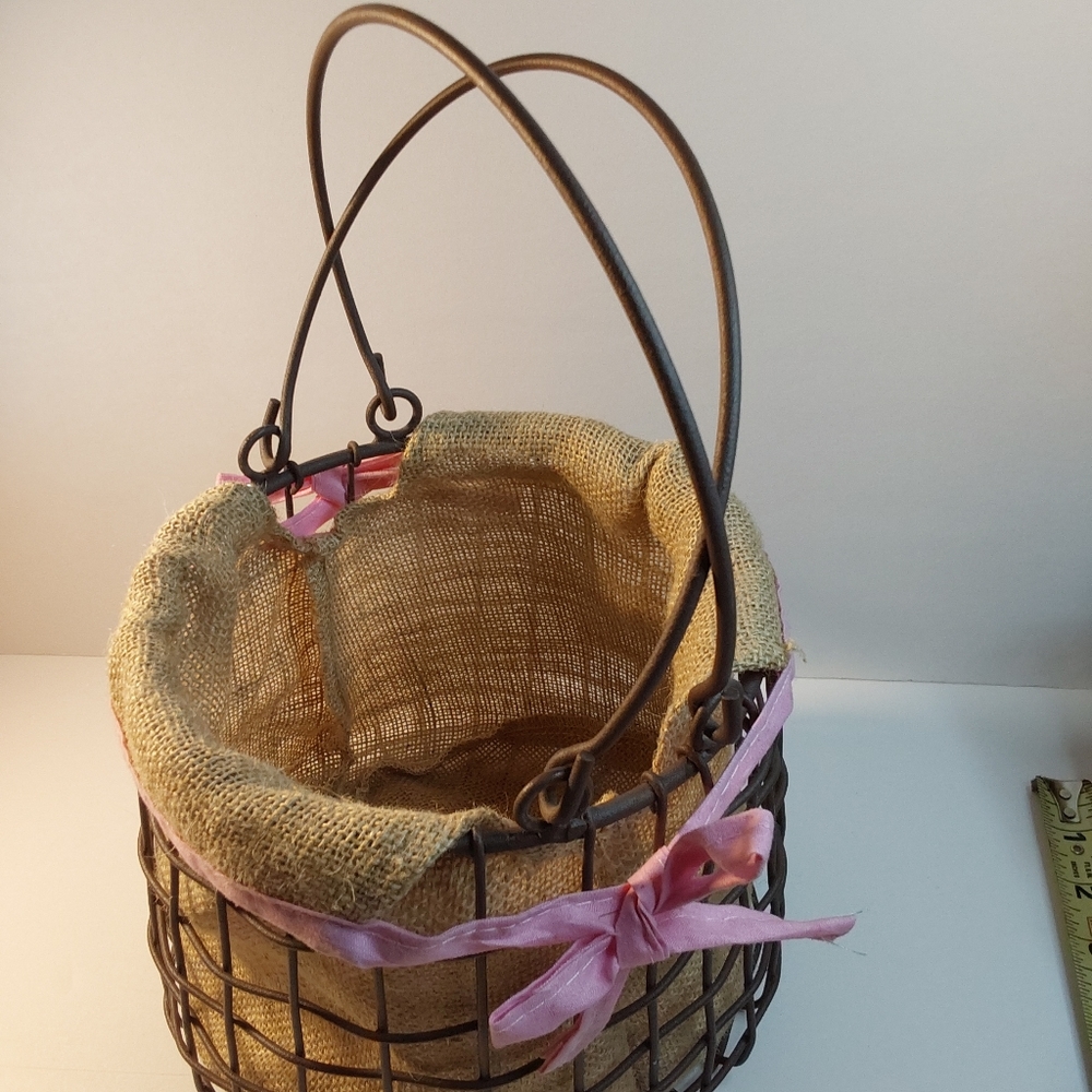 Wire Basket Burlap Lining - Picture 9 of 11